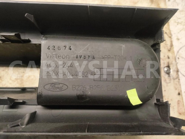 Консоль центральная кожух ручника Ford Fiesta Mk5 Ford Fiesta оригинальный номер 2s6xa044c82