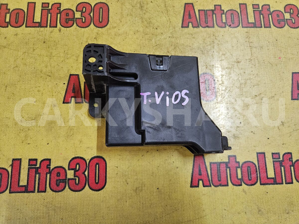 Блок электронный Toyota Vios оригинальный номер 886500D220