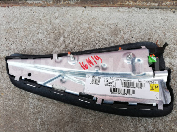 Подушка сиденья справа A2048600205 Mercedes-Benz C-Class W204 271.950 Mercedes-Benz C-klasse оригинальный номер A2048600205