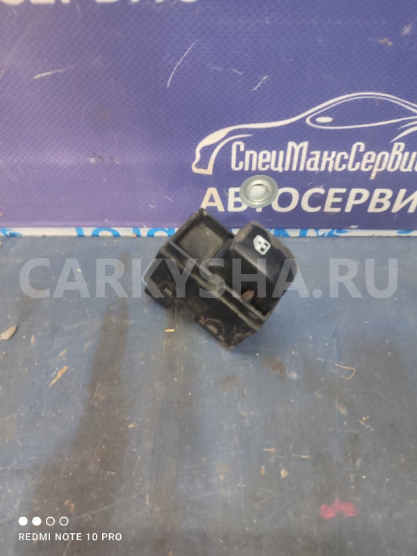 Кнопка заднего стеклоподъемника SsangYong Rexton Ssang Yong Rexton оригинальный номер 96190777