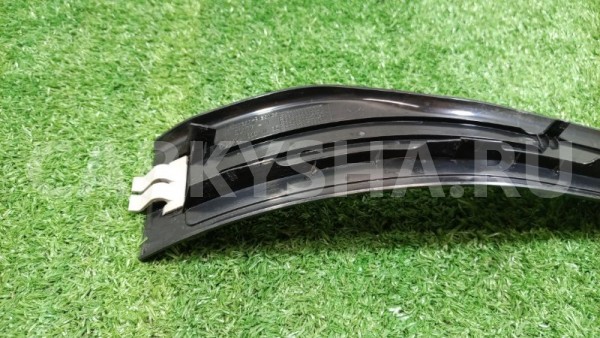 Накладка порога внутренняя задняя левая Mercedes-Benz M-klasse 