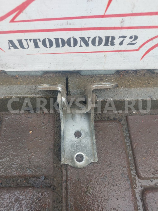 Петля верхняя передней левой двери Hyundai Getz Hyundai Getz оригинальный номер 793151C000