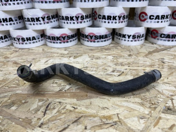 Патрубок (шланг) Toyota Fortuner II Рестайлинг оригинальный номер 44774-KK040