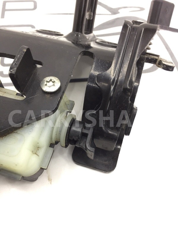 Ответная часть замка багажника Skoda Octavia A5 Skoda Octavia 