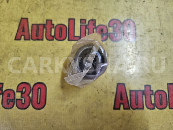 Сайлентблок задний Toyota Cresta оригинальный номер 4230422010