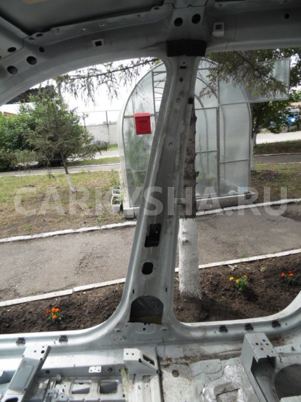 Средняя стойка кузова правая Mercedes GL X164 Mercedes-Benz G-klasse 