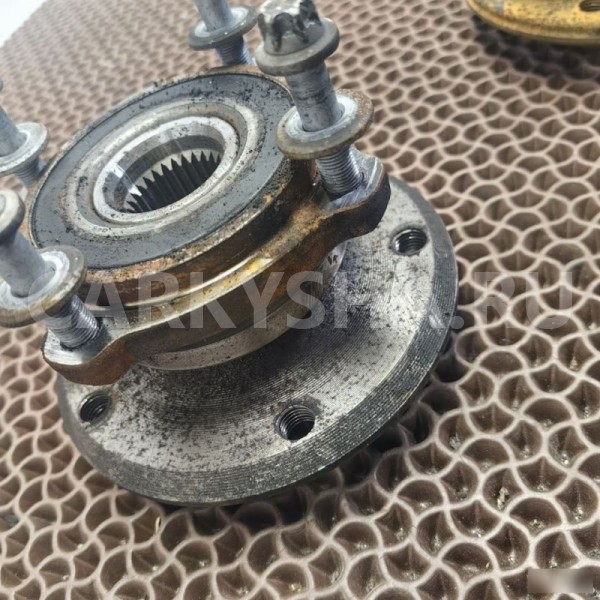 Ступица с подшипником BMW X1 