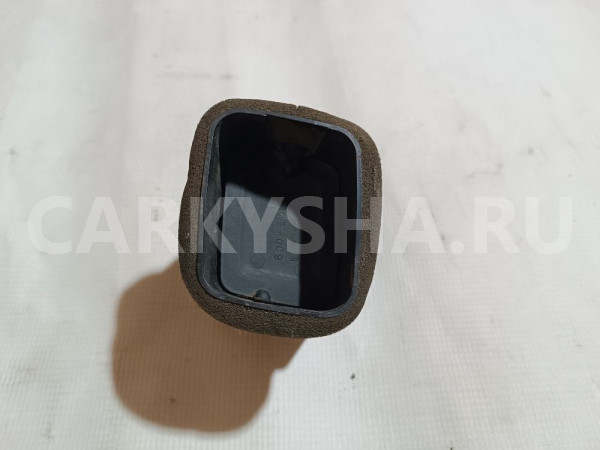 Дефлектор воздушный Mitsubishi Diamante оригинальный номер MR739068