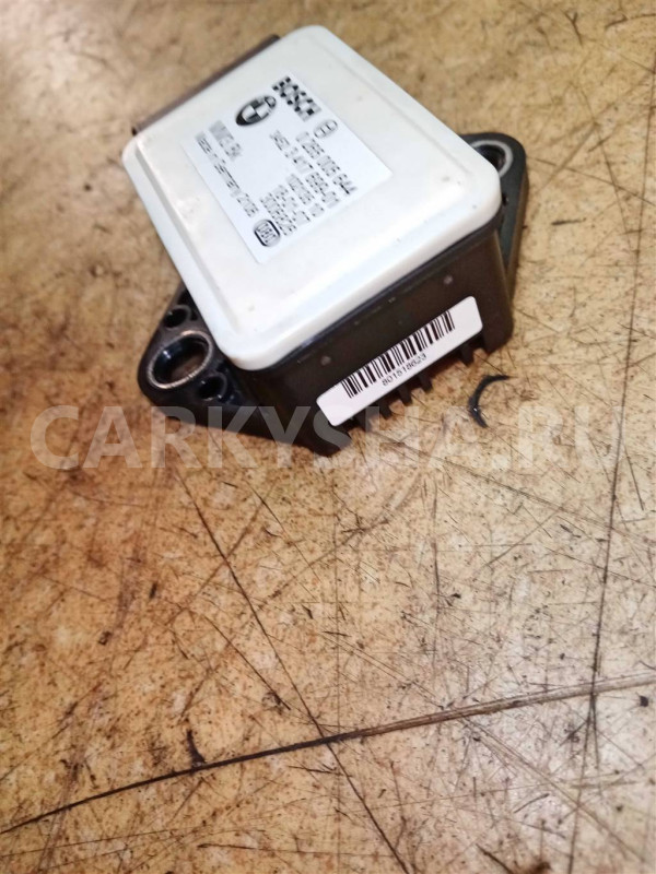 Название детали Датчик ускорения Модель BMW X3 E83 BMW X3 оригинальный номер 34526782372