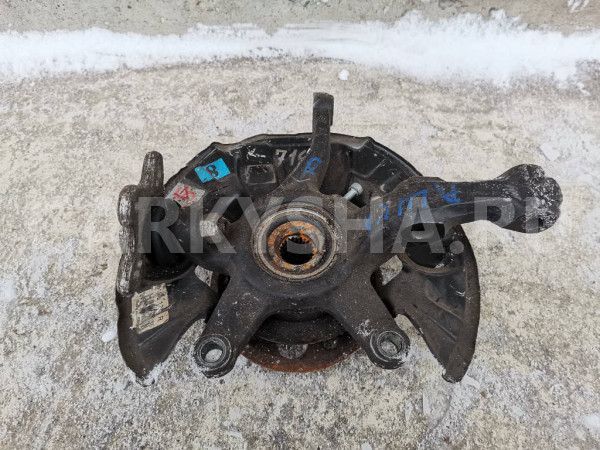 Кулак передний правый Mercedes-Benz A-класс W168 Mercedes-Benz A-klasse оригинальный номер A1683301720