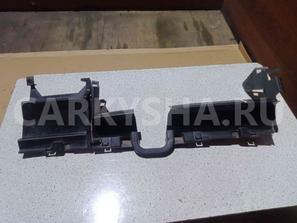 Воздуховод радиатора Renault Duster I рестайлинг (2015—2021) Renault 15 оригинальный номер 628118583r