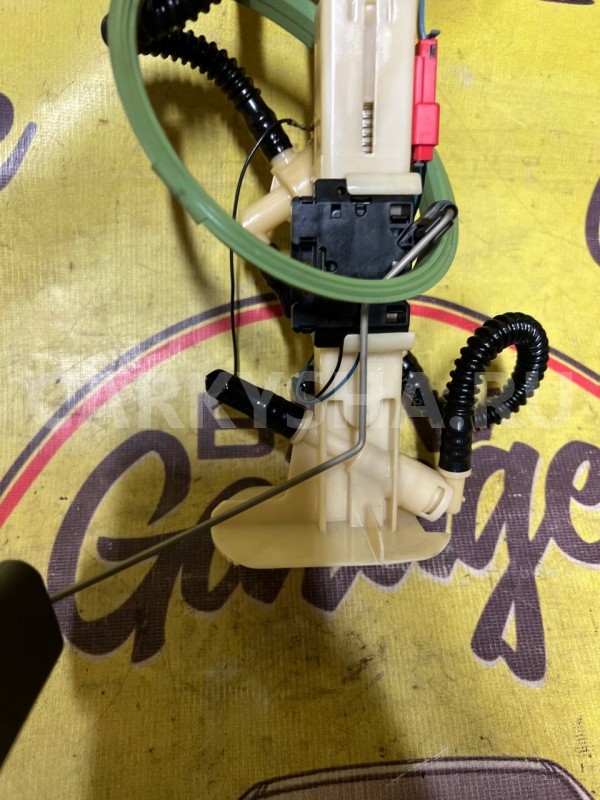 Измеритель уровня топлива BMW X5 E70 N52B30 BMW X5 