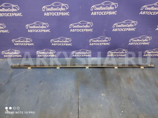 Молдинг стекла перед правый SsangYong Actyon New Ssang Yong Actyon оригинальный номер 7252034001