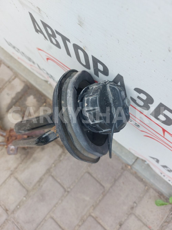 Горловина топливного бака Mazda 3 BK Mazda 2 оригинальный номер BP4L42210B