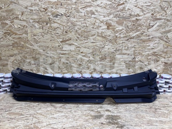 Водосток лобового стекла (жабо) Jetour X50 оригинальный номер 63B18A046