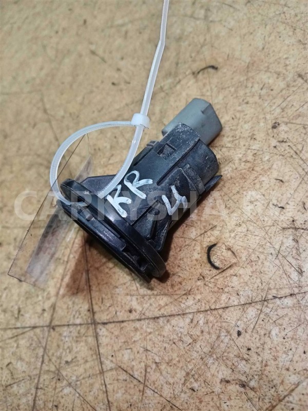 Название детали Датчик парковки Модель BMW X3 E83 BMW X3 оригинальный номер 66206989069