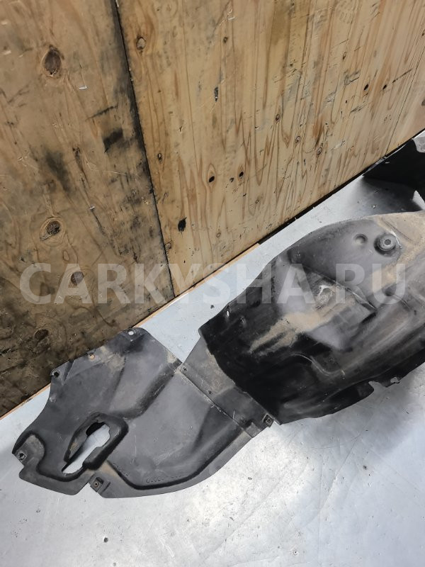 Подкрылок Toyota Windom 