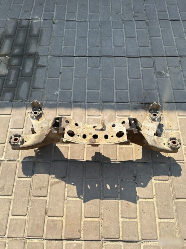 Подрамник задний Toyota Avensis T250 Toyota Avensis 