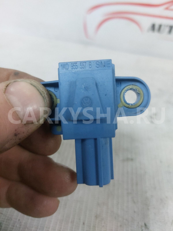 Датчик удара Volkswagen Golf Mk5 Volkswagen Golf оригинальный номер 1K0955557B