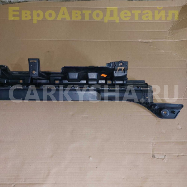 Кронштейн заднего бампера Land Rover Defender L663 Land Rover Defender оригинальный номер LR132646