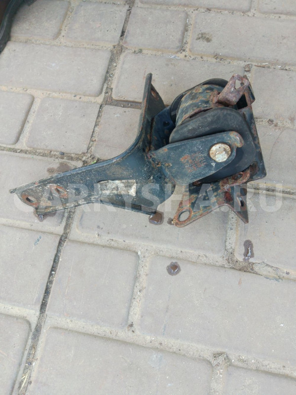 Опора двигателя левая geely Emgrand EC7 Geely Emgrand EC7