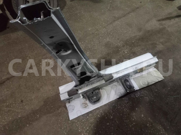 Стойка кузова средняя Renault Logan II (2012—2018) Renault 12 оригинальный номер 760136033R