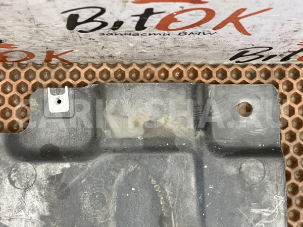 Защита днища BMW X1 оригинальный номер 51 75 7 127 361, 51 75 7 127 361, 51757127361, 7127361, 51 75 7 163 563, 51757163563, 7163563