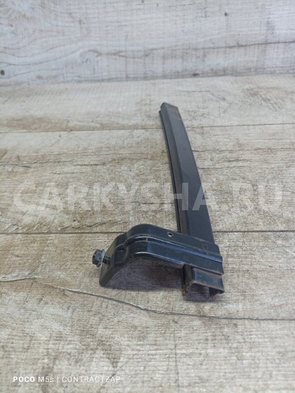 Направляющая стекла двери SsangYong Actyon II (2010—2013) Ssang Yong Actyon оригинальный номер 7234034000