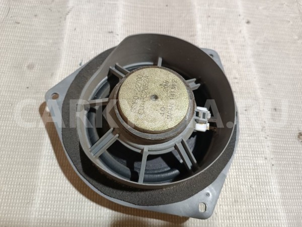 Динамик Toyota Land Cruiser 