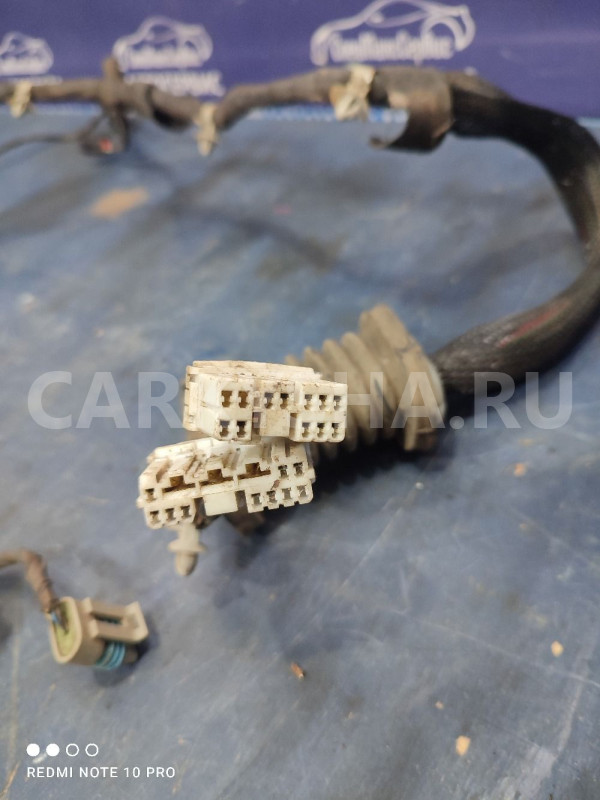 Проводка передней двери RH   Ssangyong Rexton Ssang Yong Rexton оригинальный номер 8271008022