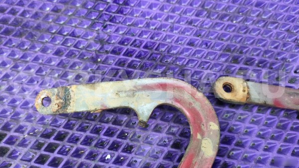 Петли капота Nissan Terrano WD21 Nissan Terrano 