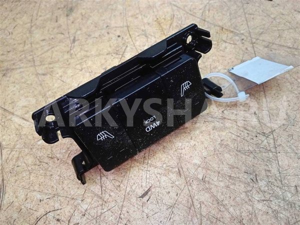 Название детали Блок кнопок Модель Hyundai Santa Fe CM Hyundai Santa Fe оригинальный номер 93240-2B002CA