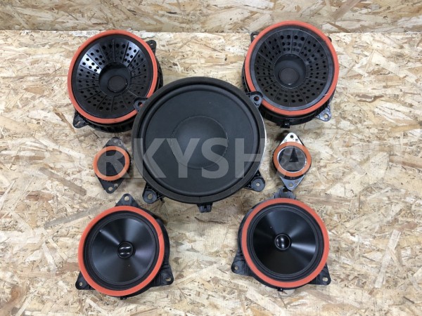 Комплект динамиков JBL Toyota Camry VIII (XV70) Рестайлинг – седан оригинальный номер 86150-33010