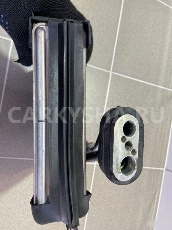 Радиатор кондиционера салона Volkswagen Phaeton 06 Volkswagen Phaeton 