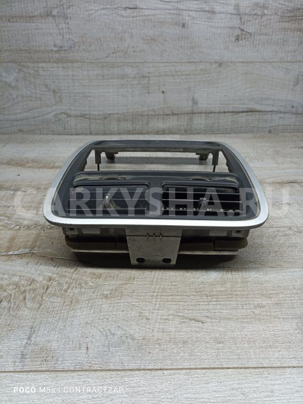 Накладка на торпедо Dodge Caliber I рестайлинг (2009—2013) Dodge Caliber оригинальный номер 1jw60trmaa