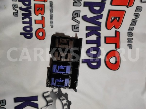 Блок управления подогревом сидений Nissan Teana 