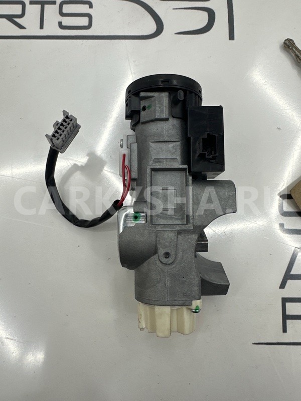 Замок зажигания Nissan Juke YF15 1.6 HR16DE 2014 Nissan Juke 