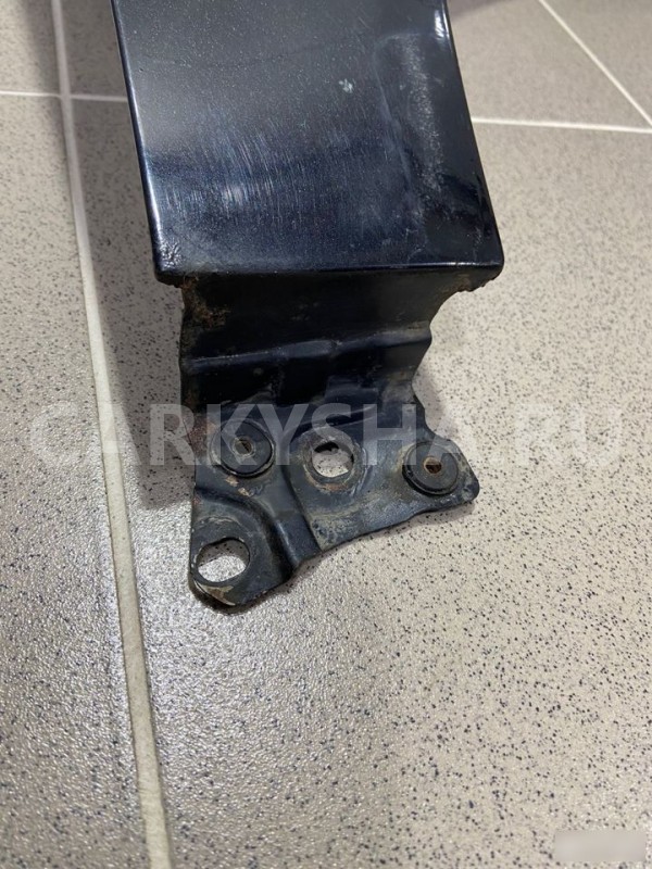 Крыло переднее правое Audi A4 2007 г Audi 200 оригинальный номер GD626R