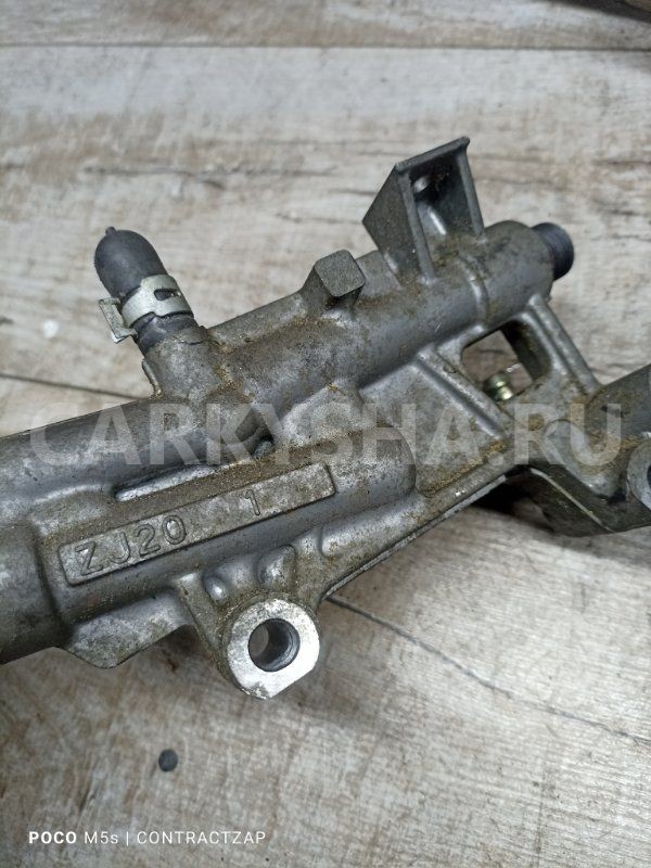 Крепление клапана EGR Mazda 3 BK рестайлинг (2006—2009) Mazda 2 оригинальный номер Zj201