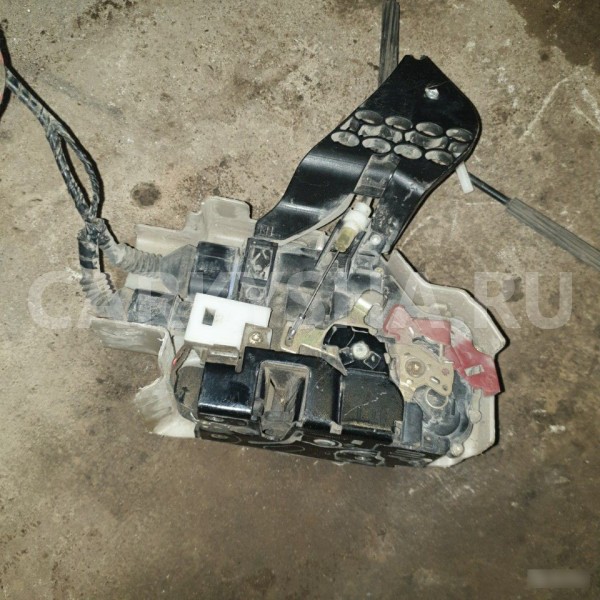 Замок двери Porsche Cayenne 