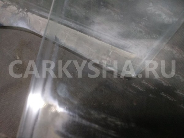 Стекло передней правой двери Mitsubishi Lancer 9 Mitsubishi i оригинальный номер MR525731