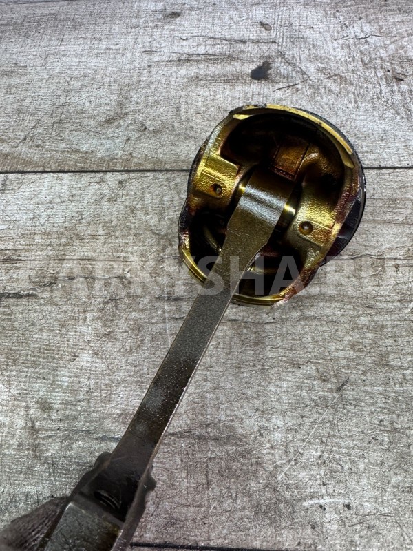 Шатун форд, мазда 1.8 2.0 поршень1.8 Ford Focus оригинальный номер 1364479