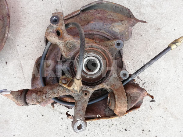 Ступица правая задняя A2033504008 Mercedes-Benz C-класс W203 Mercedes-Benz C-klasse оригинальный номер A2033504008