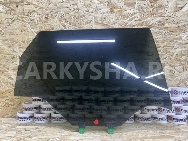 Стекло заднее правое Infiniti QX60 II оригинальный номер 82300-6SA0A