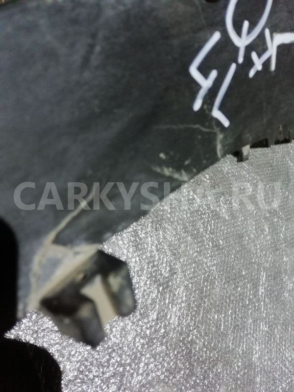 Крепеж бампера Audi Q7 4L (2005—2009) Audi 200 оригинальный номер 4l0807453a