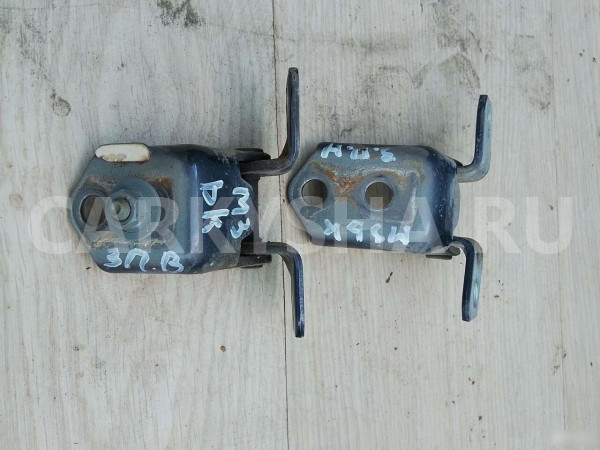 Петли зад правой двери Mazda 3 bk Mazda 2 