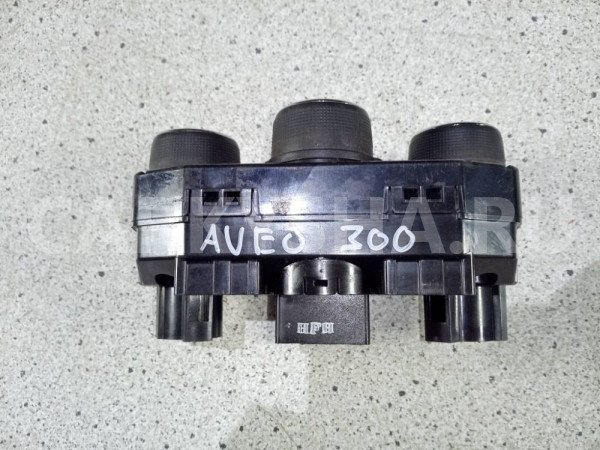 Блок управления отопителем Chevrolet Aveo II (2011—2020) Chevrolet Aveo оригинальный номер 95076689