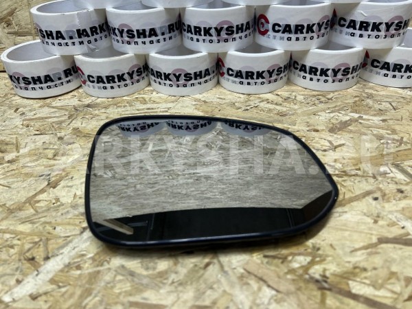 Зеркальный элемент правый Toyota RAV 4 IV (CA40) оригинальный номер 87931-42C10