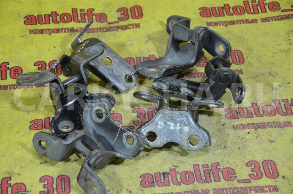 Петля двери Toyota Auris 