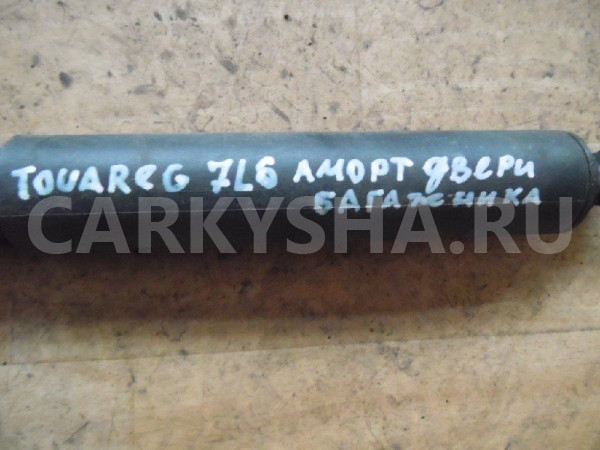Амортизатор крышки багажника Volkswagen Touareg I (2002—2006) Volkswagen Touareg оригинальный номер 7L6827550E